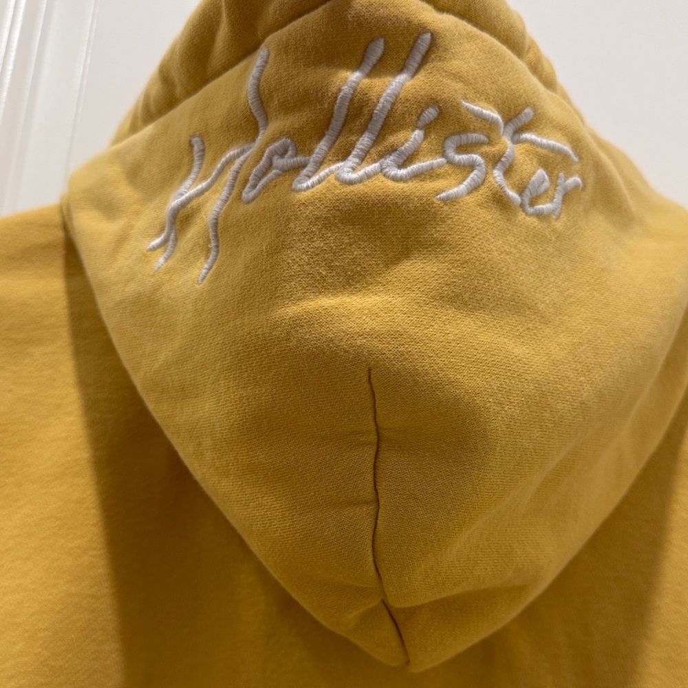 Hollister Mustard Yellow Hoodie - Picture 4 of 7